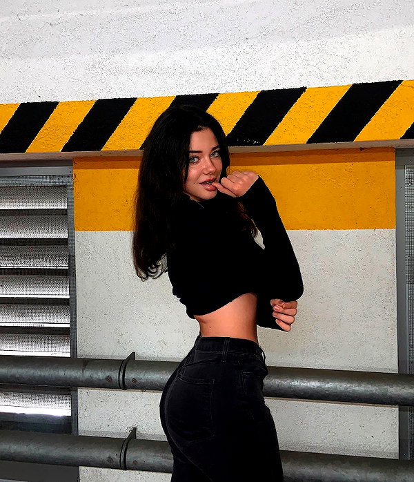 vanessa.rhd instagram image archive image