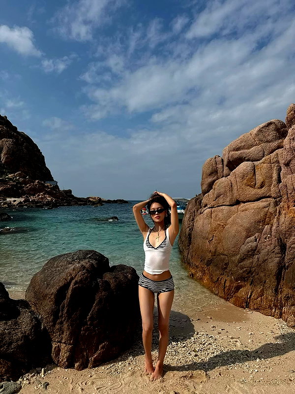 lyhythuedoxinh instagram image archive image