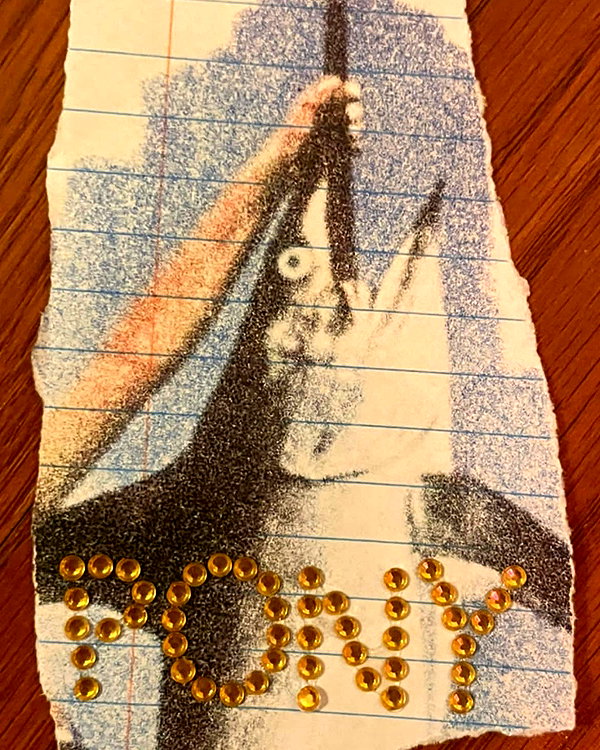 Archived image from @lolabllue on Instagram