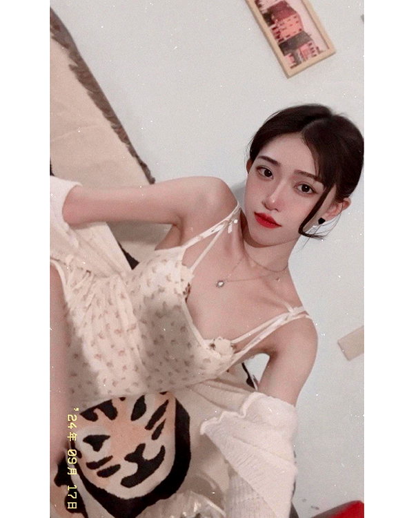 ge.more_x instagram image archive image