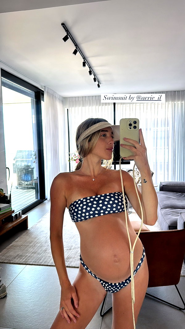 annezivi instagram image archive image