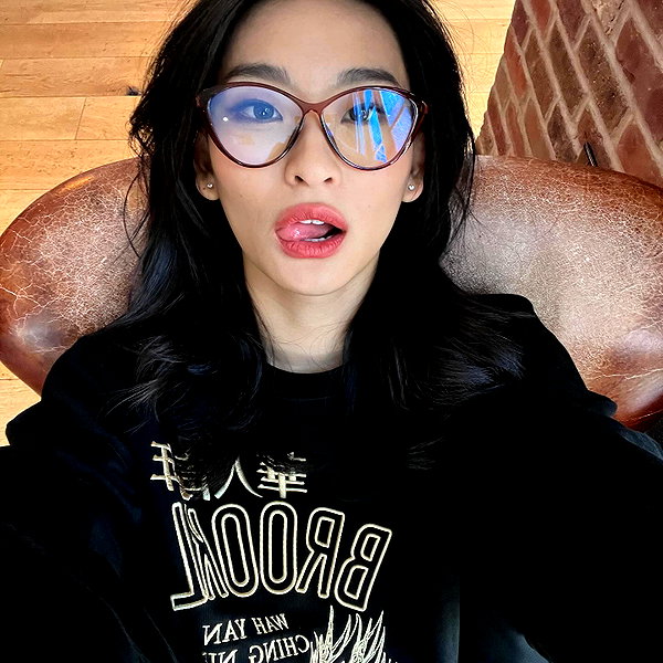 yifan.liii instagram image archive image