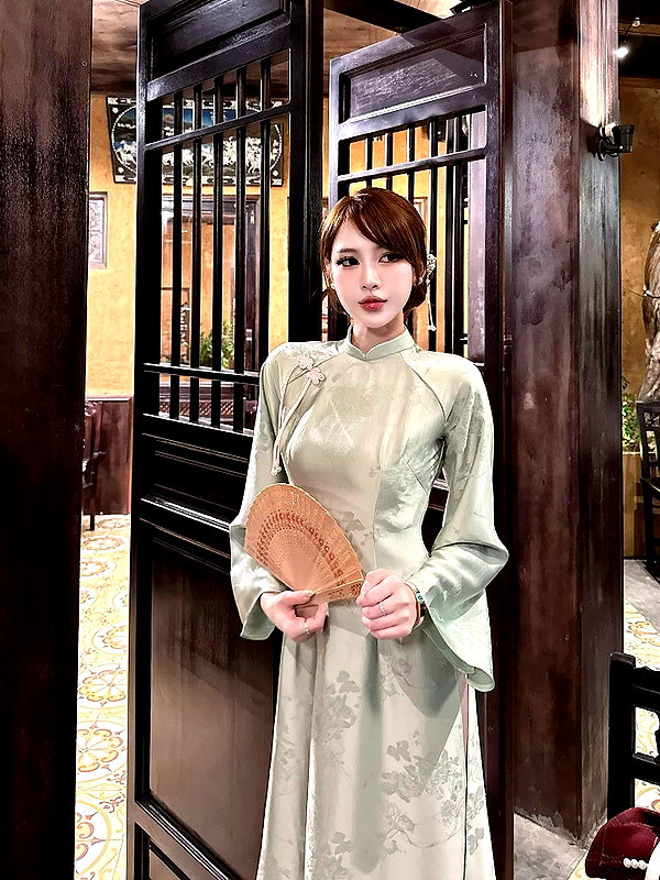 lyhythuedoxinh instagram image archive image