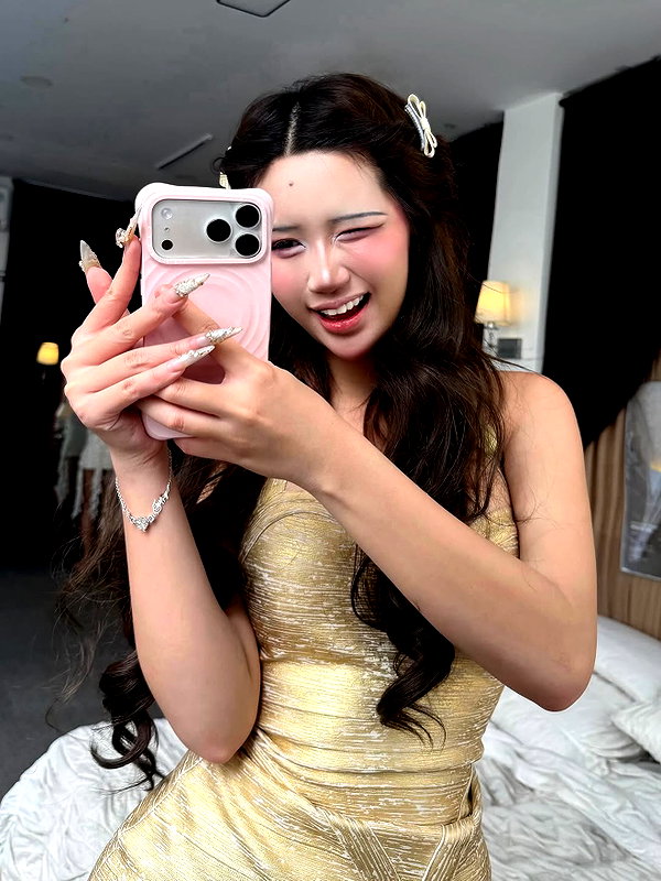 lyhythuedoxinh instagram image archive image