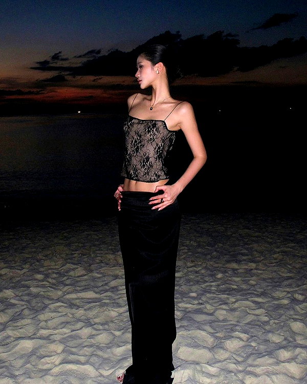 fair_mua instagram image archive image