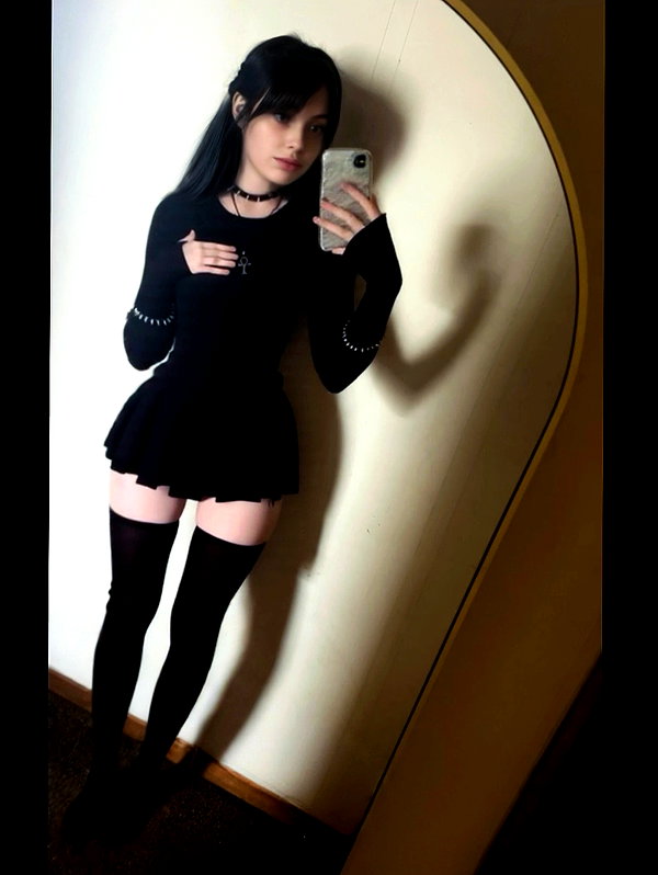 nofrwutamievendoinghere instagram image archive image