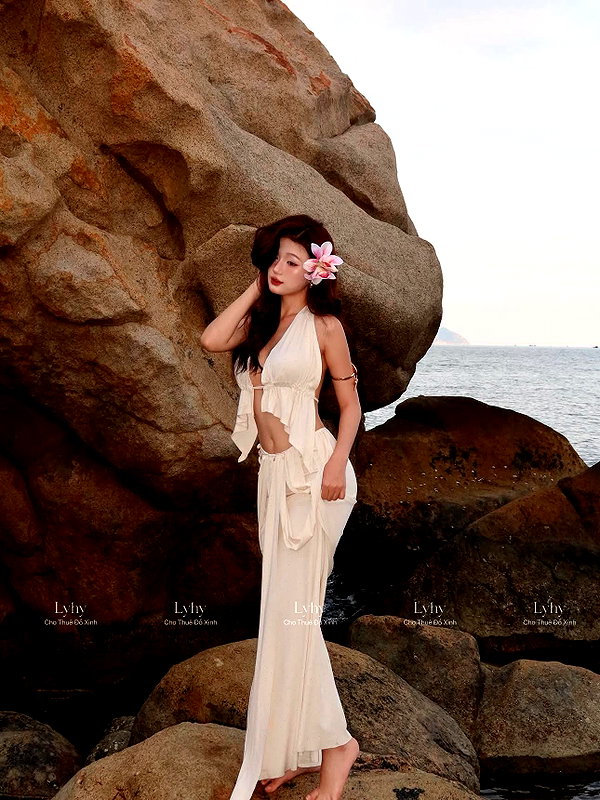 lyhythuedoxinh instagram image archive image