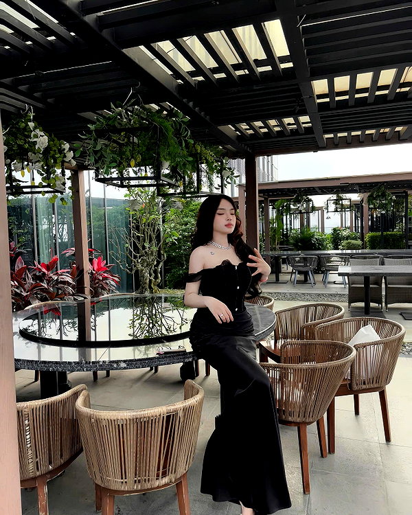 lyhythuedoxinh instagram image archive image