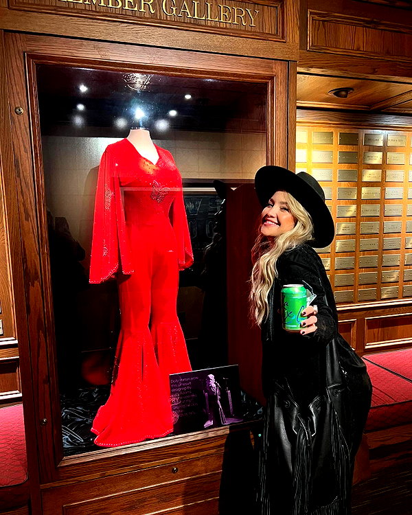 katehudson instagram image archive image