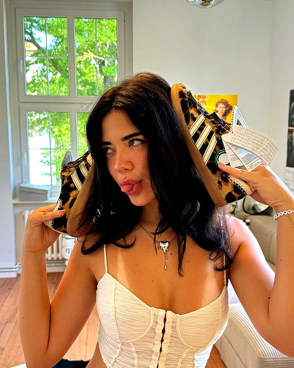 vanessa.rhd instagram image archive image