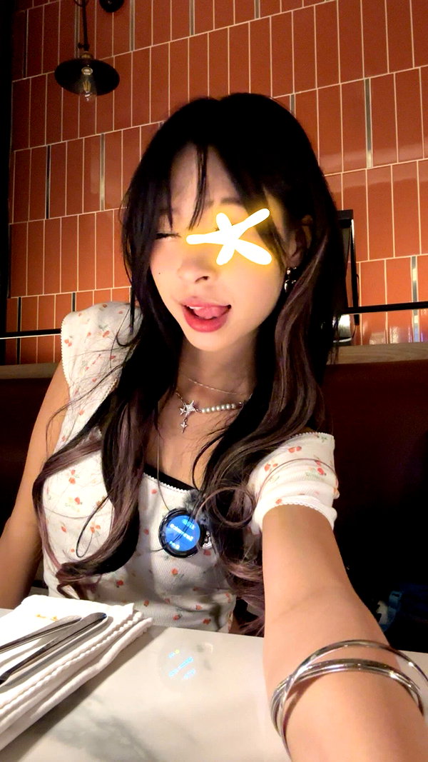 famous_wu24 archive image