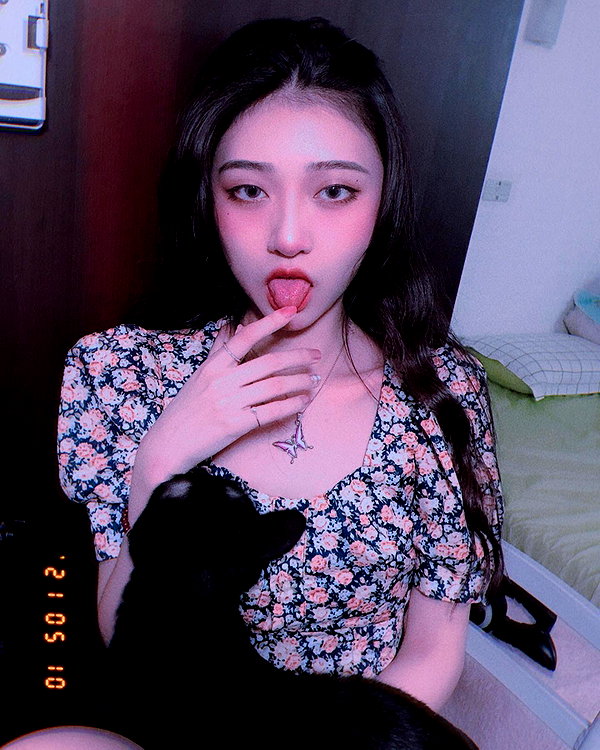 ge.more_x instagram image archive image
