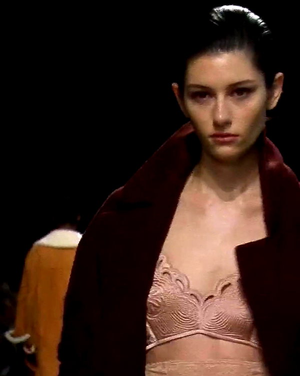 reneeebeller instagram image archive image