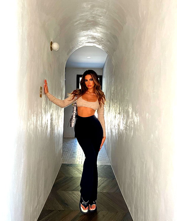 godbless_jess instagram image archive image