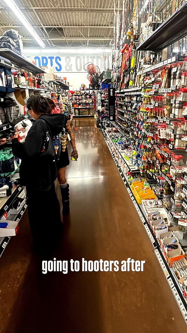 venenochelle instagram image archive image