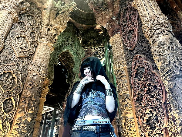 biohazard.g1rl instagram image archive image