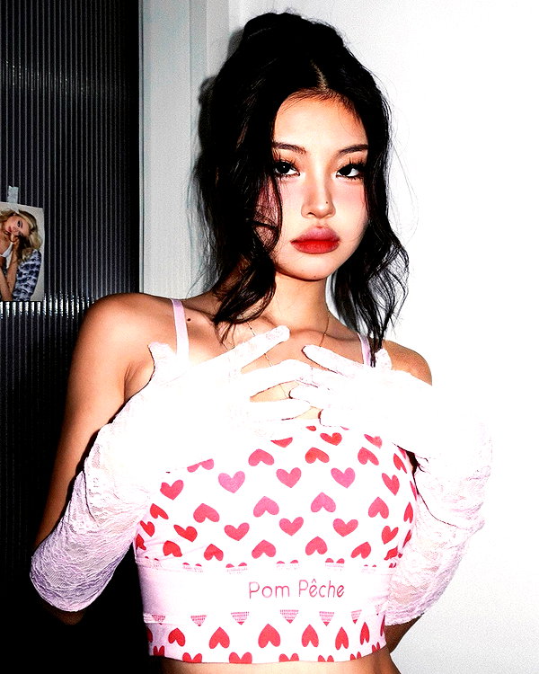 ll.lu1s instagram image archive image