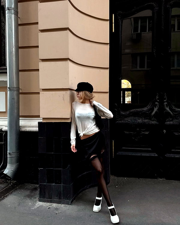 kkwwwv instagram image archive image