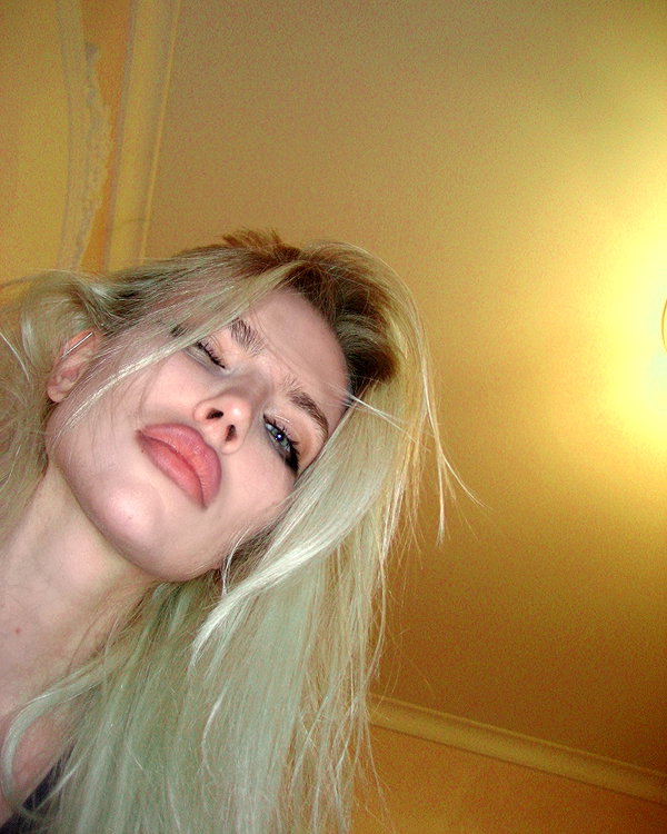 anya4everr instagram image archive image