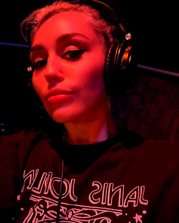mileycyrus instagram image archive image