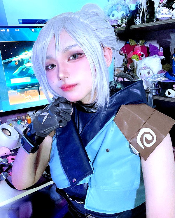 purinn_cos instagram image archive image