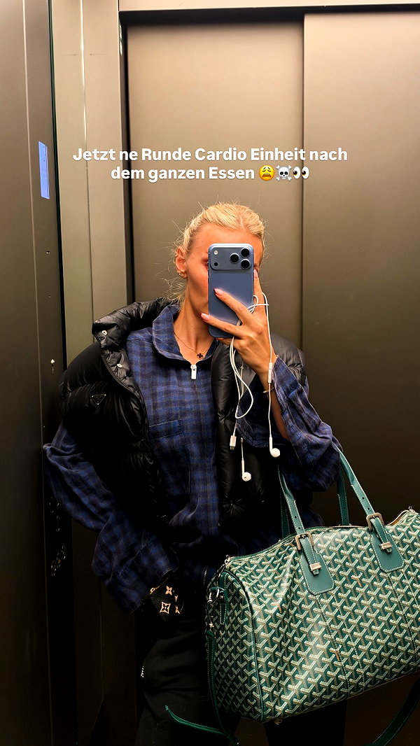 alexis.blond instagram image archive image