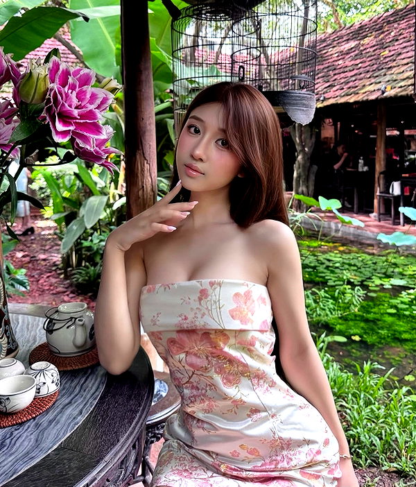 lyhythuedoxinh instagram image archive image