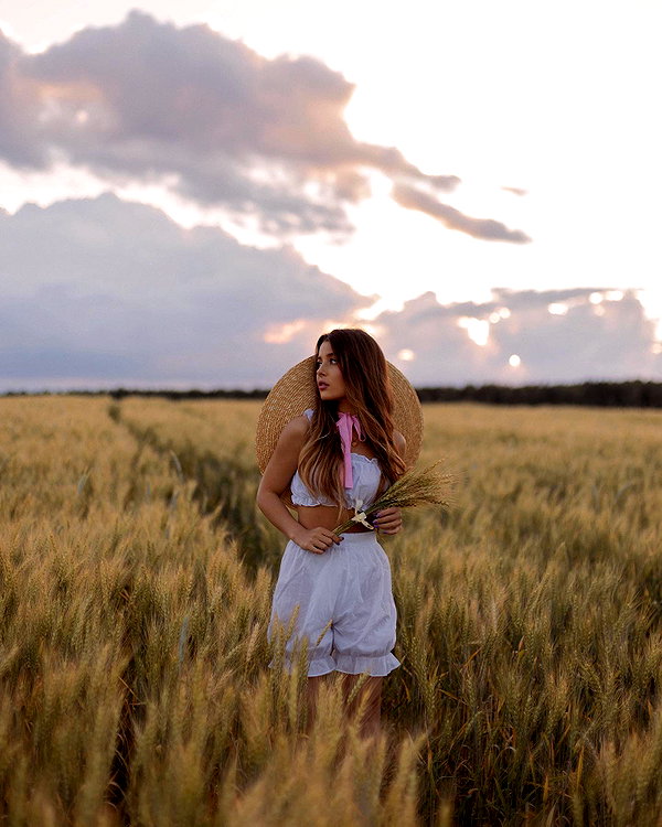 enikeeva_aliya instagram image archive image