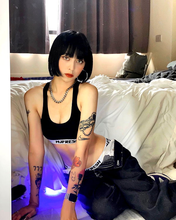 badthingalwaysg instagram image archive image