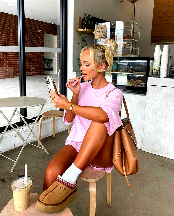 allieauton instagram image archive image