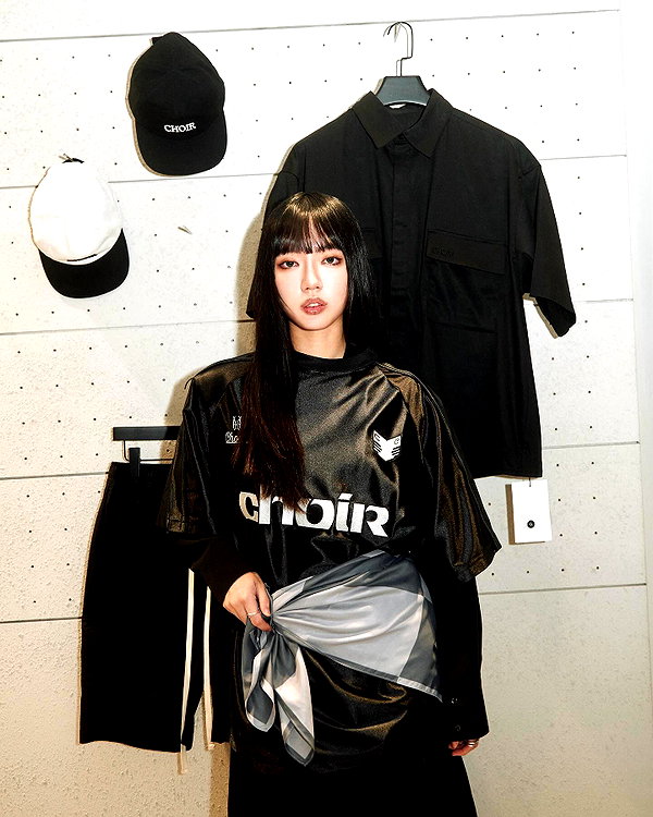 a.tinn___ instagram image archive image