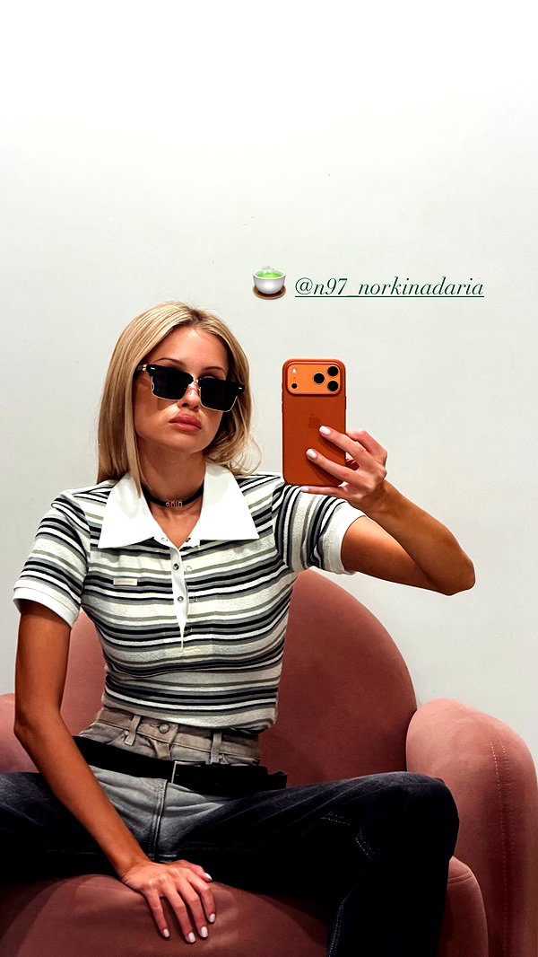 kkwwwv instagram image archive image