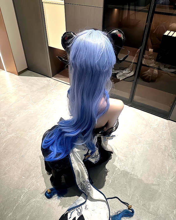 gallery_cosplayer instagram image archive image