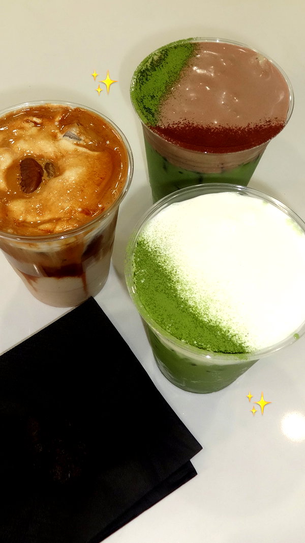 Archived image from @urstrulyvy on Instagram