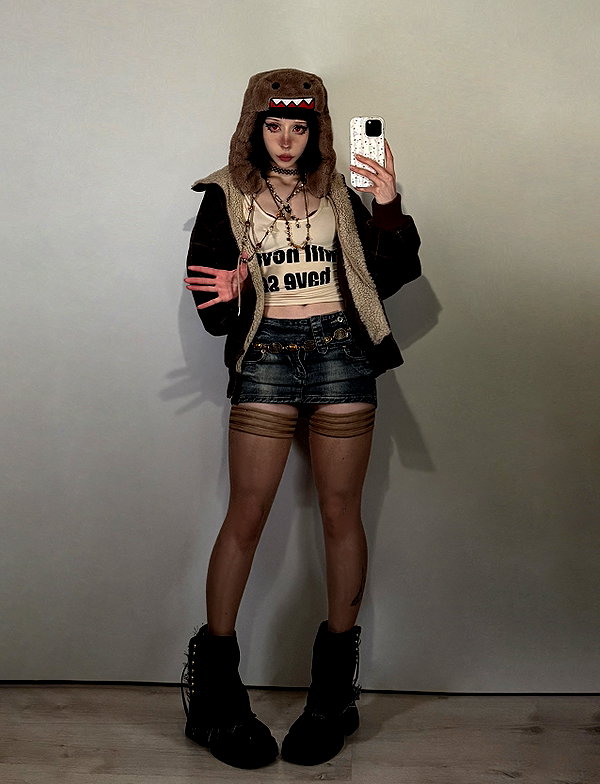 zira_merz instagram image archive image