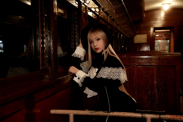 alina_thedoll instagram image archive image