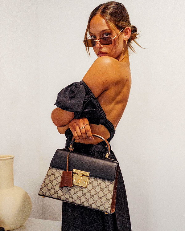olivia.mathers instagram image archive image