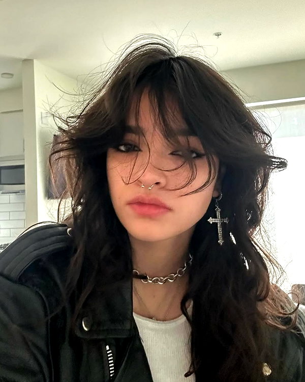 baddiesessence instagram image archive image