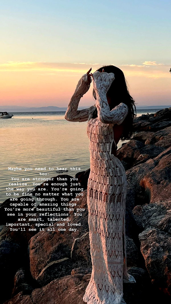 zoeliss instagram image archive image