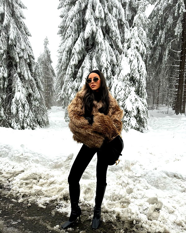 zoeliss instagram image archive image