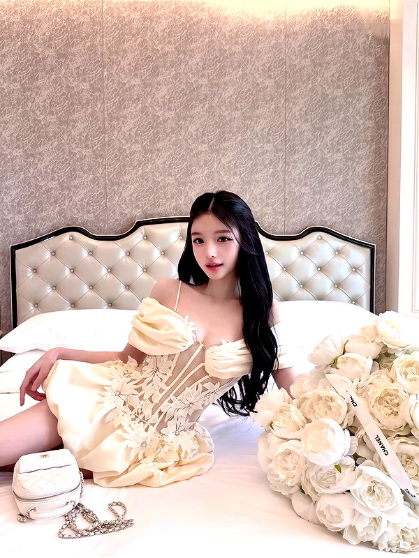 lyhythuedoxinh instagram image archive image