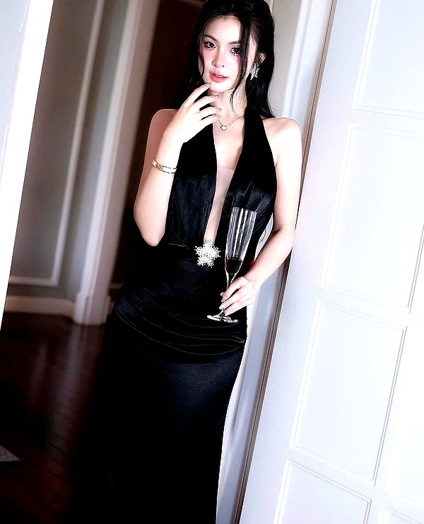 lyhythuedoxinh instagram image archive image