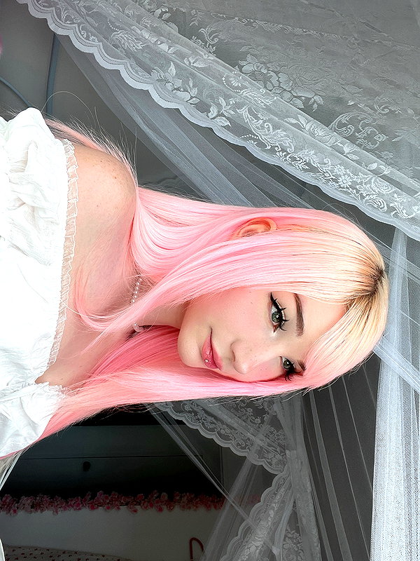 danielle.mercedie instagram image archive image