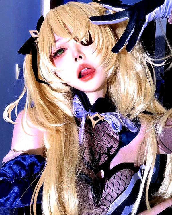 gallery_cosplayer instagram image archive image