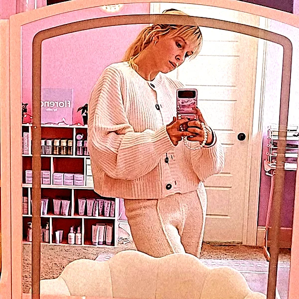 milliebobbybrown instagram image archive image