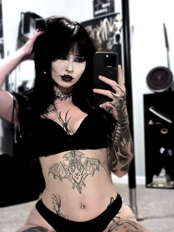 machine_mommy instagram image archive image