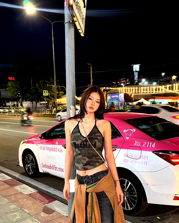 ll.lu1s instagram image archive image