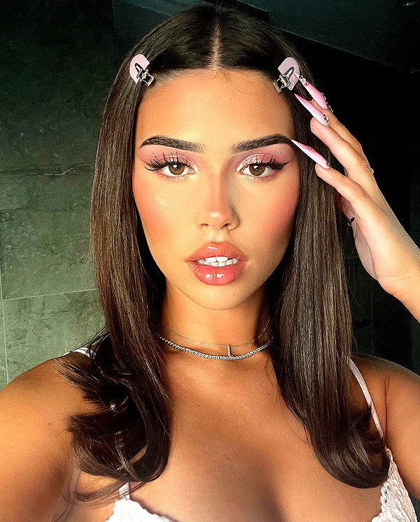 leahhalton instagram image archive image
