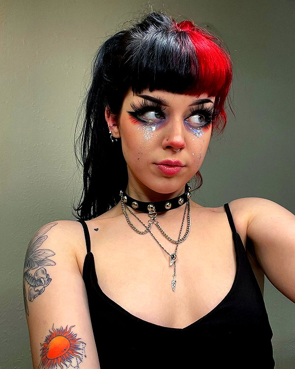 yeahimcaroline instagram image archive image
