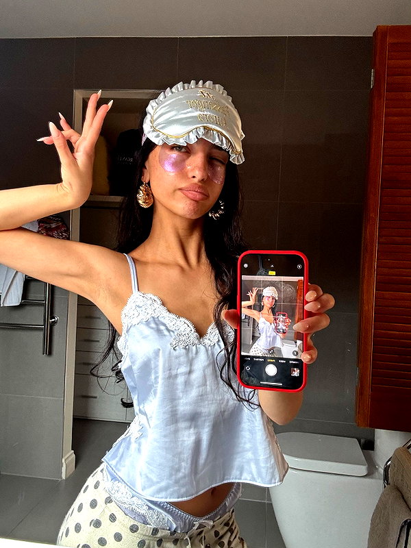 ellachristo instagram image archive image